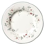 Pfaltzgraff Winterberry Salad Plate