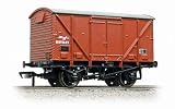 Bachmann 38-181B 12 Ton BR Plywood Fruit Van BR Bauxite (Late)