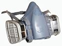 3M 7500 Series Respirator Half Facepiece Kit With Filters Medium (No Eye Protection)