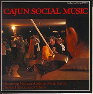 City Travel Guides Discounted  Livres : Cajun Social Music