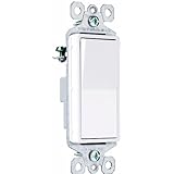 Pass and Seymour TM870WSLCC10 Trademaster Decorator Illuminated Switch, Single Pole, 15-Amp 120-Volt, Grounding, White