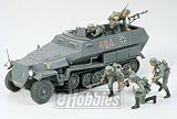 Military Minatures German Hanomag Sd.kfz. 251/1 - 1:35 Scale Military - Tamiya