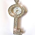 Pendentif Montre Strass Forme Cl&eacute; Bijou Fantaisie