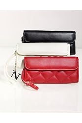 Newport News Signature quilted clutch