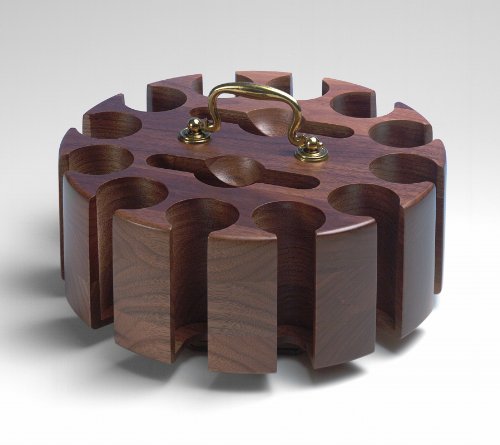 Drueke 858.12 Walnut Chip Rack with Plastic Chips (300 chip capacity)