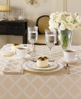 Lenox Laurel Leaf 70-by-144-Inch Oblong Tablecloth