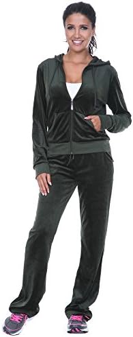White Mark Women's 2 Piece Velour Set in Green - Solid Colors