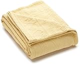 King Charles Matelasse Full Coverlet, Sunshine