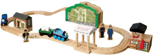 41PrI4vF%2BNL Thomas And Friends Wooden Railway   Man in the Hills Set