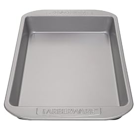 Farberware Bakeware 9-by-13-Inch Rectangular Cake Pan