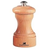Review Peugeot  / 4