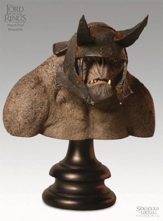 Childrens Toyshop  Toys : Attack Troll from Lord Of The Rings