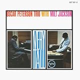 Revue Oscar Peterson with Milt Jackson  / Very Tall