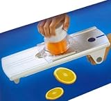 Review Zyliss  / Zyliss Safety Rail-Guided Mandoline 11 700