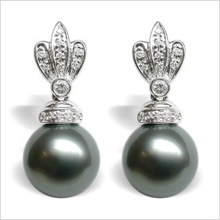 18K white gold Pocahontas Black Tahitian cultured pearl and diamond earring