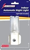 Plug In Night Light With Light Sensor (4109)