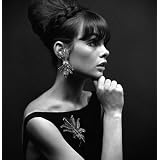 Model with earing and brooch (Print On Demand)