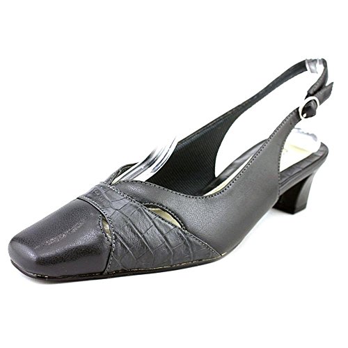 Easy Street Women's Deb Pump