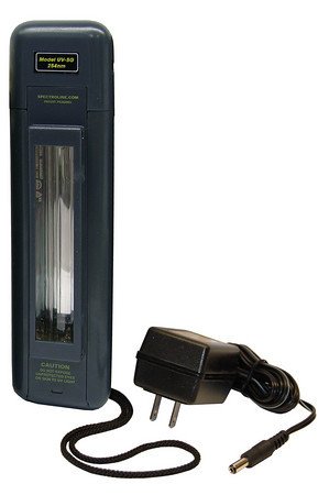 MiniMAX (TM) Portable Ultraviolet Germicidal Lamp