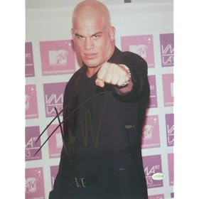 Tito Ortiz UFC MMA Fighter 8x10 Signed Autographed Photo w/ Certificate of Authenticity