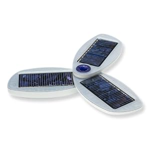 Solio Solar-Powered Charger and Battery for iPod
