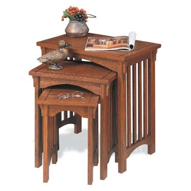 Mission Oak 3-Pc Nesting Tabl Set