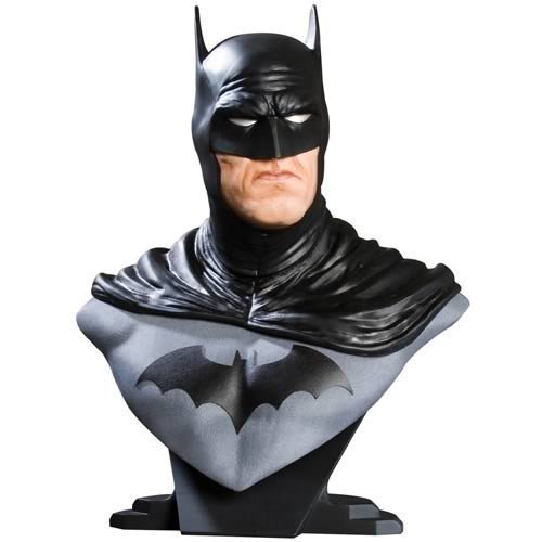 Batman 1:2 Scale Bust-image