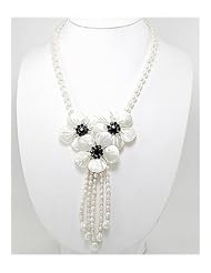 Flower Mother of Pear Necklace In Sterling Silver