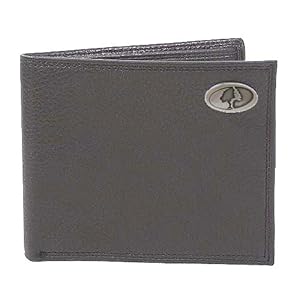 Enmon Mossy Oak Concho Leather Passcase Wallet Enmon Mossy Oak Concho Leather Passcase Wallet
