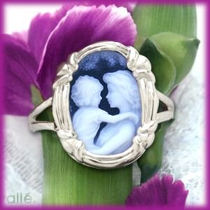 14K White Gold Mother w/Tot Everlasting Love Cameo Ring