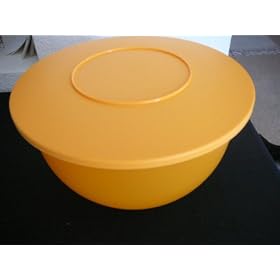 Tupperware Impressions 32 Cup Bowl. Goldenberry by Tupperware