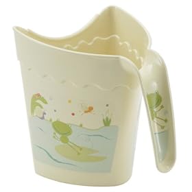 Click here to buy Safety First No Tears Rinse Cup by Safety 1st.