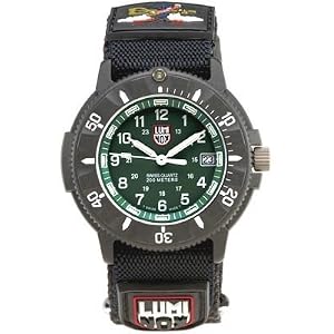 Luminox 2005 New Dial Design with Large Traser "Dot" [Perfect Gift Idea] - Original Navy Seal Dive Watch 3917 (Series-2) (Forest Green Dial, Nylon Strap, Mineral Glass Crystal, 200 Meter Water Resistance, Self-Powered Luminous Function, Stainless Steel Case Back, Swiss Made)