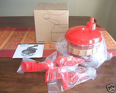 Tupperware Quick Chef Food Processor in RED