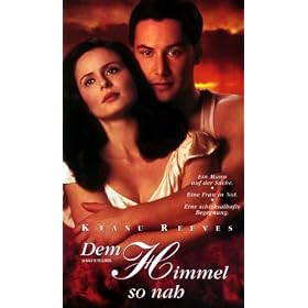 A Walk in the Clouds [VHS]