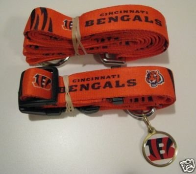 Cincinnati Bengals Dog Pet Set Leash Collar ID Tag XS
