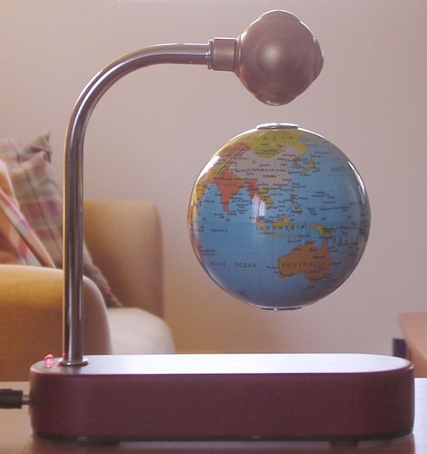 Childrens Toyshop  Toys : 3.5" Floating Globe - Magnetic Levitating Globe