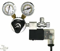 CO2 Regulator Deluxe - Dual Gauge with Solenoid