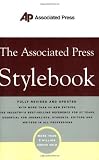 THE ASSOCIATED PRESS STYLEBOOK AND BRIEFING ON MEDIA LAw (0465004881) by Associated Press