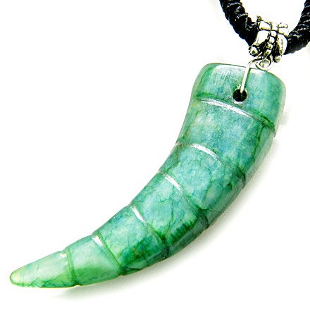 Good Luck Talisman Italian Horn Bright Green Jade Necklace