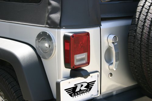Rampage 85001 Polished Stainless Steel Locking Billet Style Gas Cover