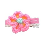 ベビー　アクセサリー　薄いピンクの毛糸のお花小さめヘアクリップ