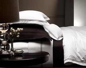 Pinzon 400-Thread-Count 100% Cotton Sateen Hotel Satin Stitch Full/Queen Duvet, Chocolate