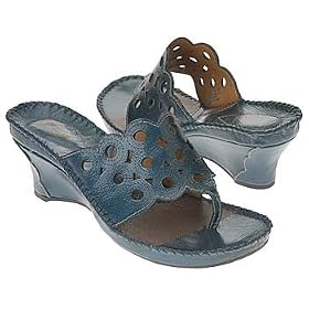 Clarks Women's Facet Wedge
