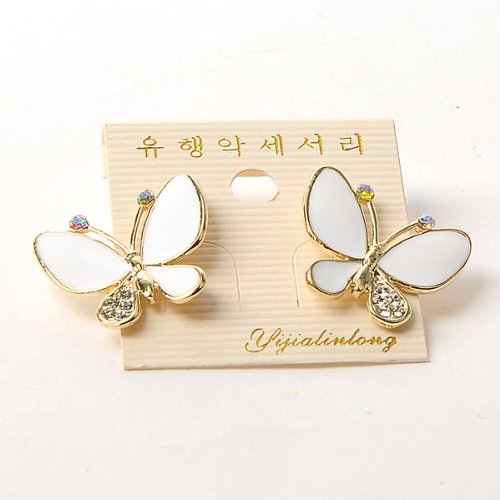 ·One pair of butterfly-shaped metal piercing earrings, very cute ·One pair of butterfly-shaped metal piercing earrings, very cute