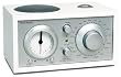 Tivoli Audio Model Three Uhrenradio weiss/silber