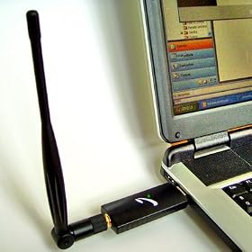 Cl� USB 2.0  WLan / Wi-Fi  +  Antenne d�tachable  5 dBi � IEEE 802.11g � Puce Atheros / Zydas  AR5007UG � connectique OR