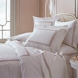 WINDSOR LINEN Duvet Cover Size: Queen, Color: Creme / Crème