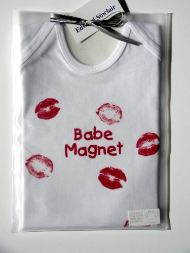 Childrens Toyshop   : Babe magnet' white 0-6 months baby long sleeve tee