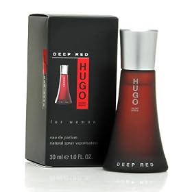 Hugo Boss Deep Red Eau de Parfum Vaporisateur 30ml + GRATIS OPI Nail Polish